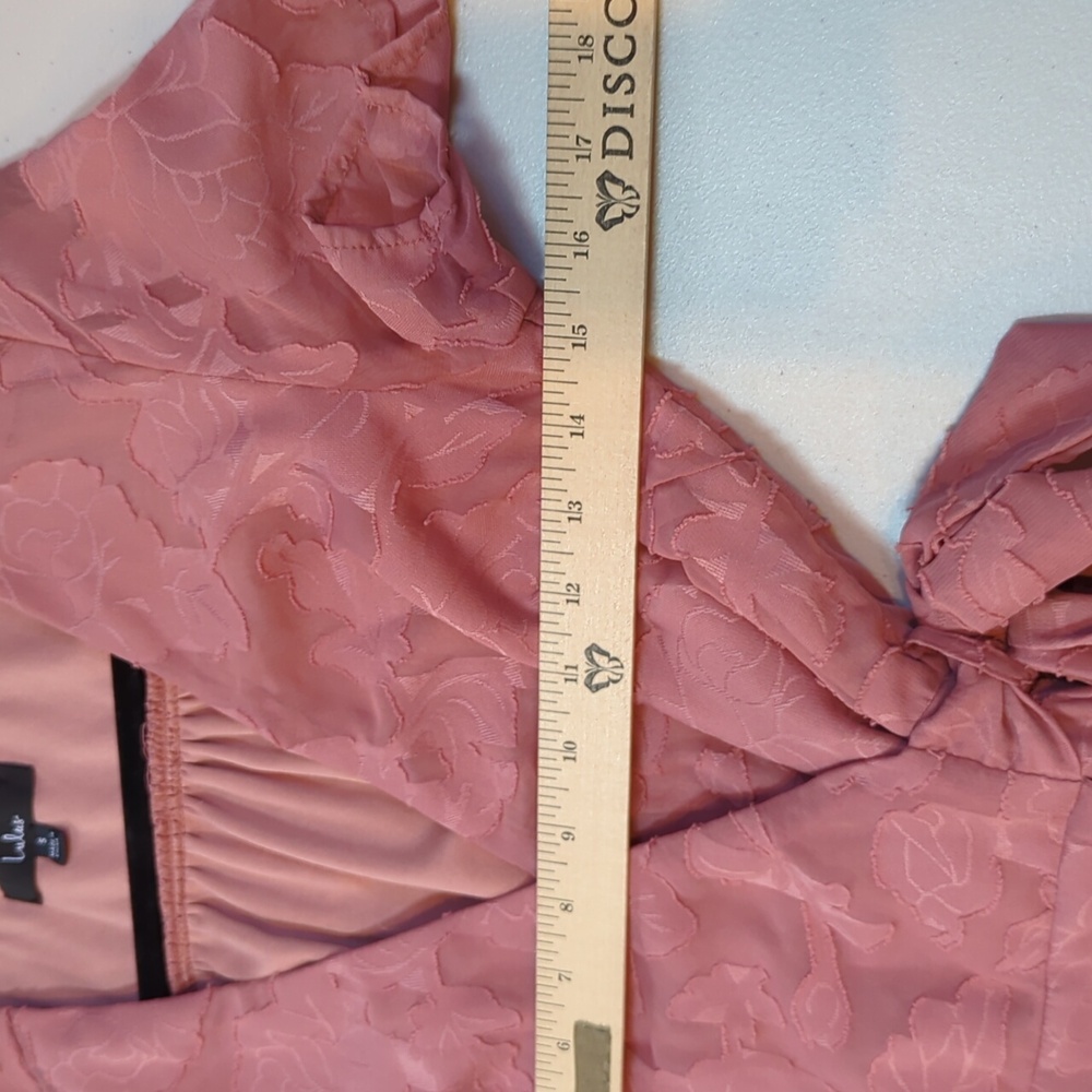 Lulu's , Blissfully,floral jacquard Rusty Rose,Wrap Dress.Small - Picture 7 of 12